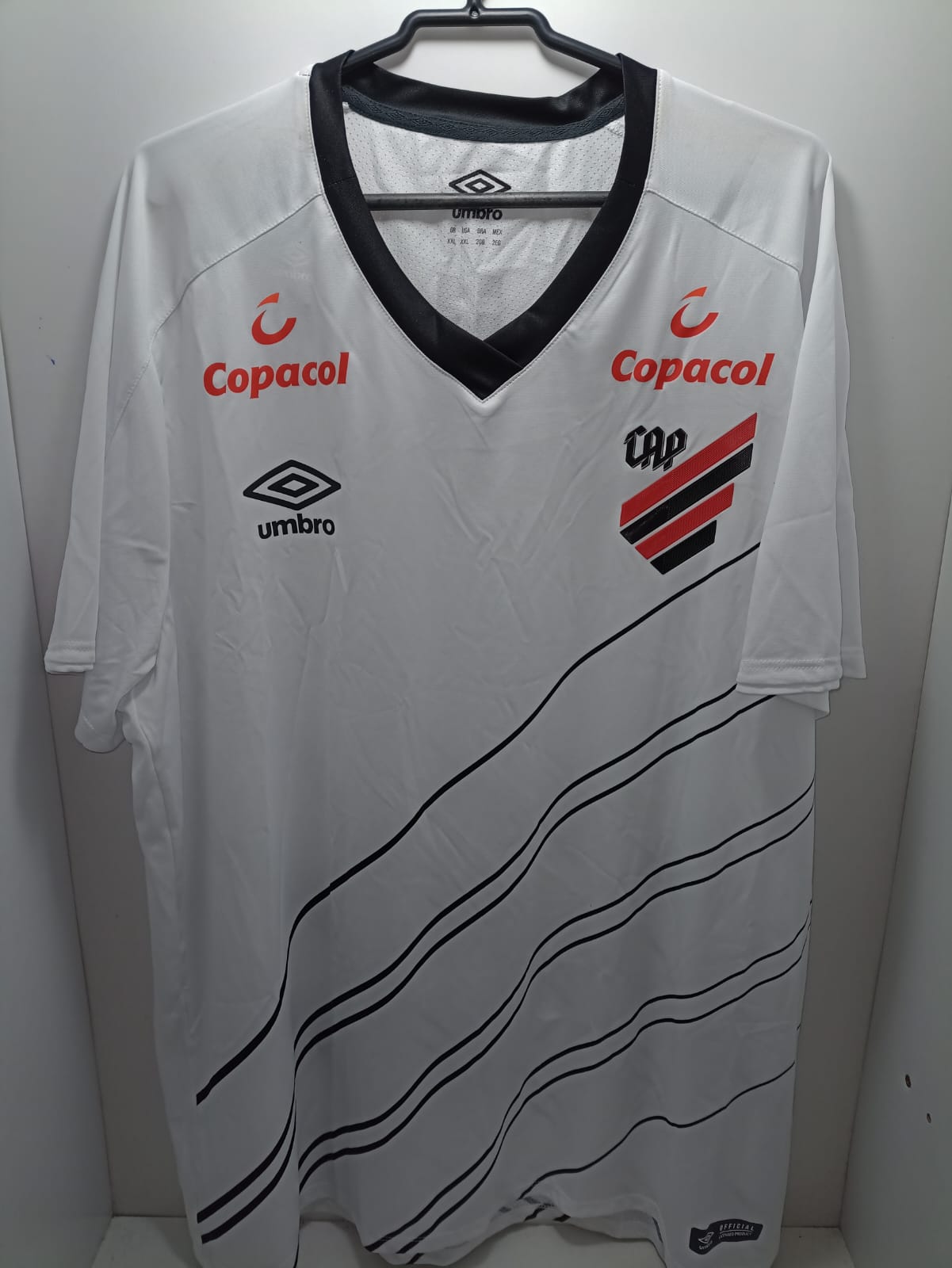 Athletico Parananese 2019 away shirt Patrocinio Shoulder