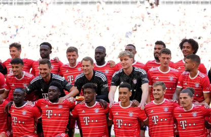 Bayern München – Home – 2022/2023 - Kimmich / Upamecano