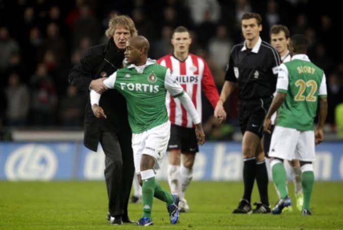 Linda e Rara Camisa Feyenoord - Holanda - De Jogo Centenário