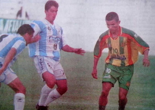 Camisa do Londrina de jogo anos 2000