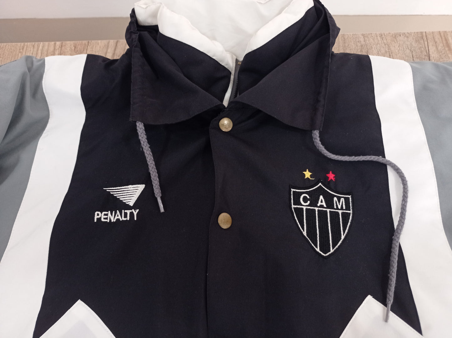 Raríssimo Agasalho Parka do Atlético Mineiro - Profissional - Anos 90