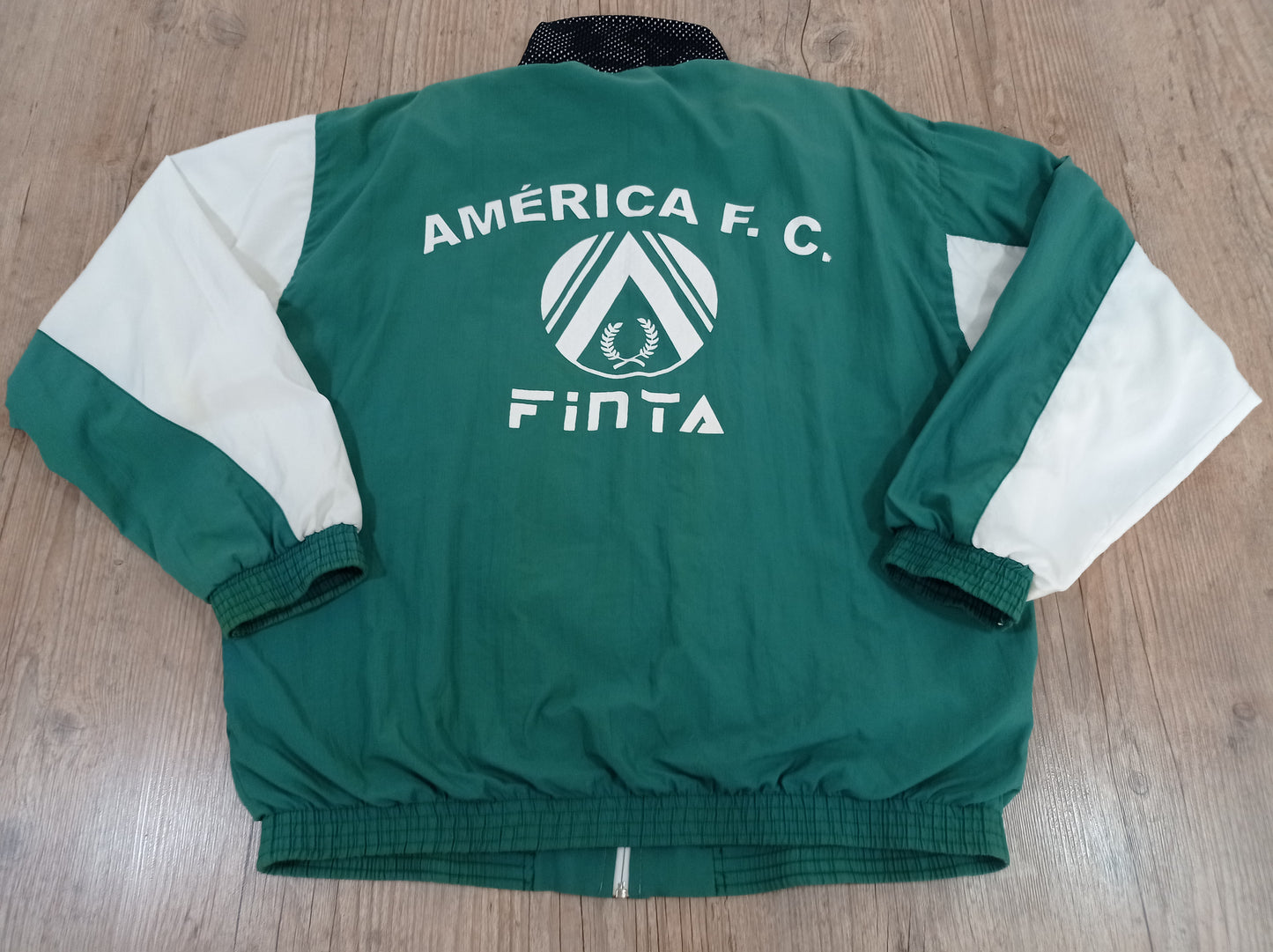 Conjunto Equipamento Profissional do América Mineiro - Anos 90