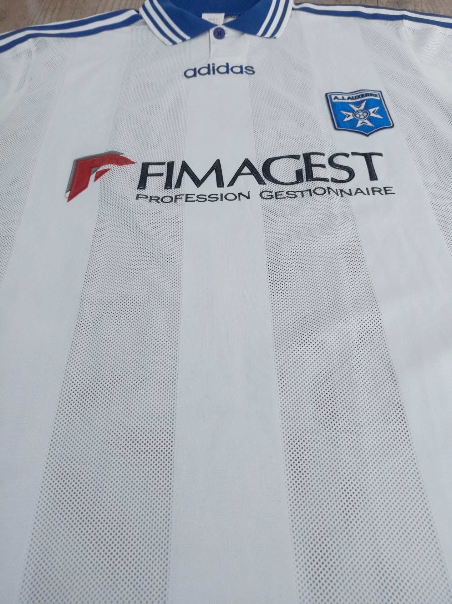 Espetacular Camisa Clássica do Auxerre - Home - 1997/1998 - França