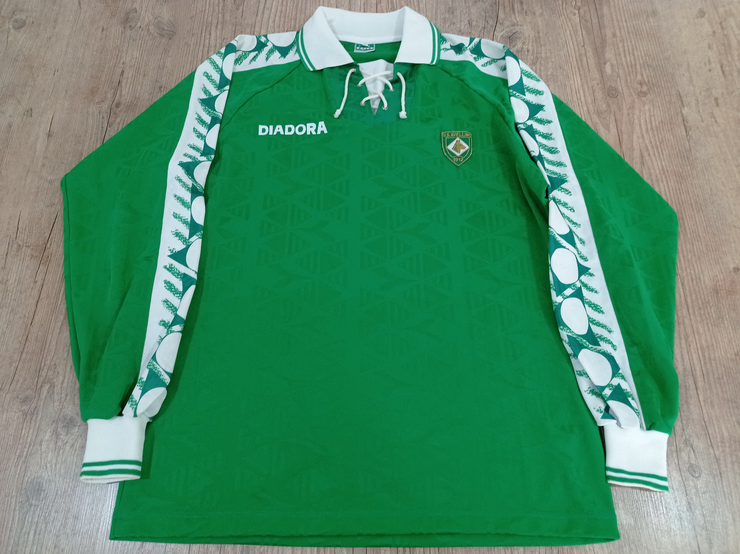 Espetacular Camisa do Avellino - Itália - 1995/1996 Mangas Longas