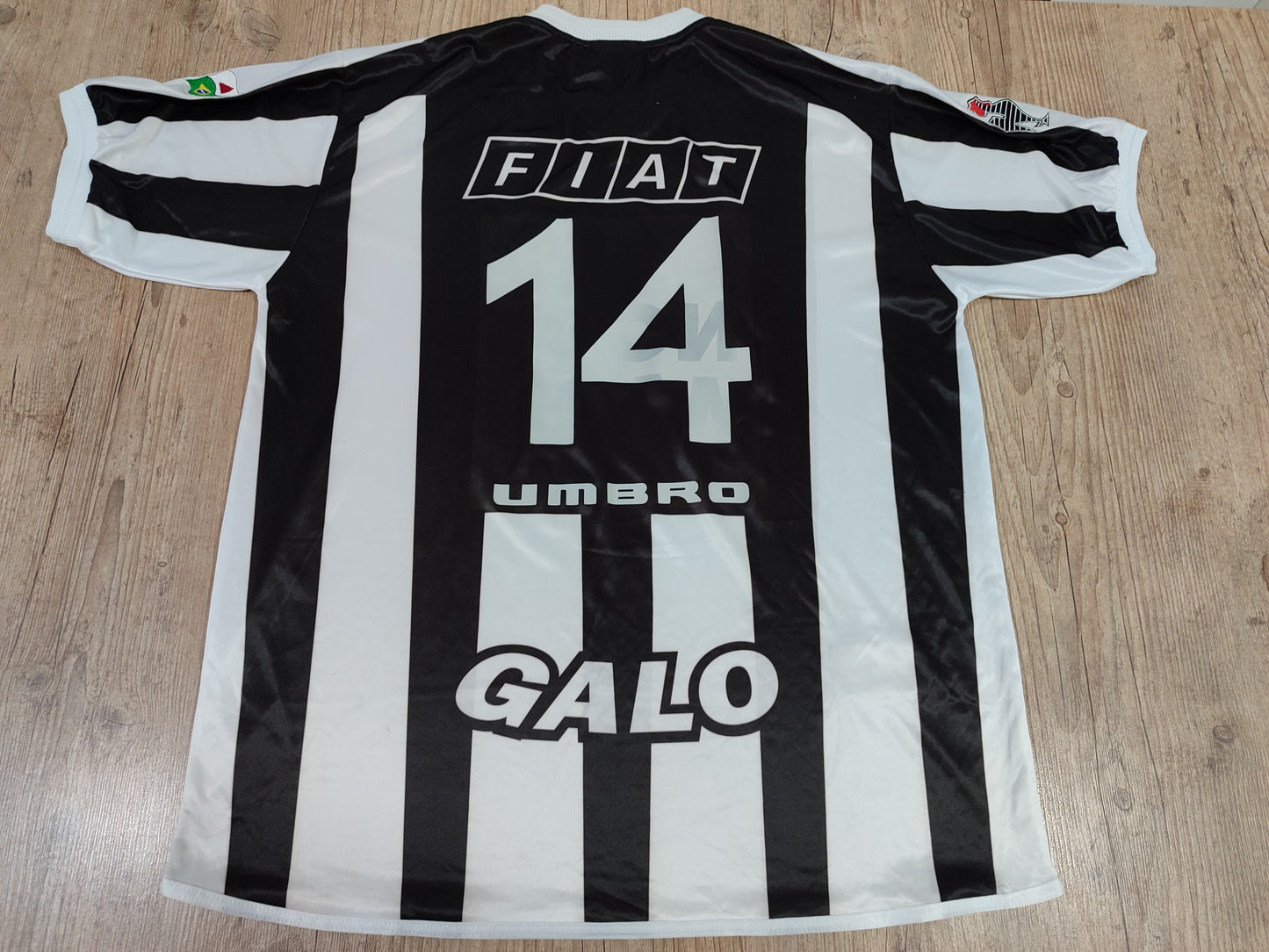 Camisa De Jogo Atlético Mineiro - Galo - Umbro 2002 - Linda