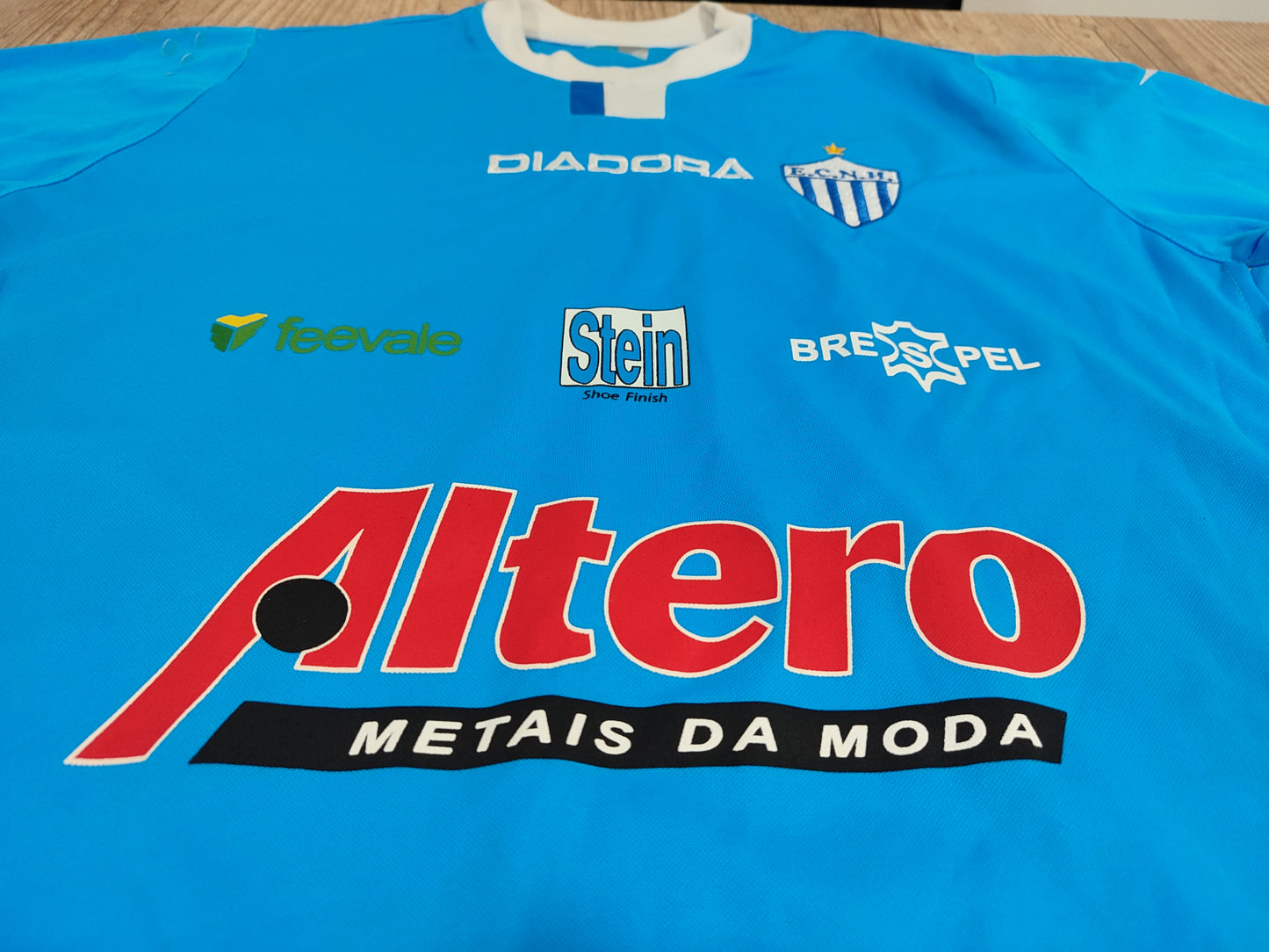 Rara Camisa Usada em Jogo Do Novo Hamburgo - 2006 - Diadora