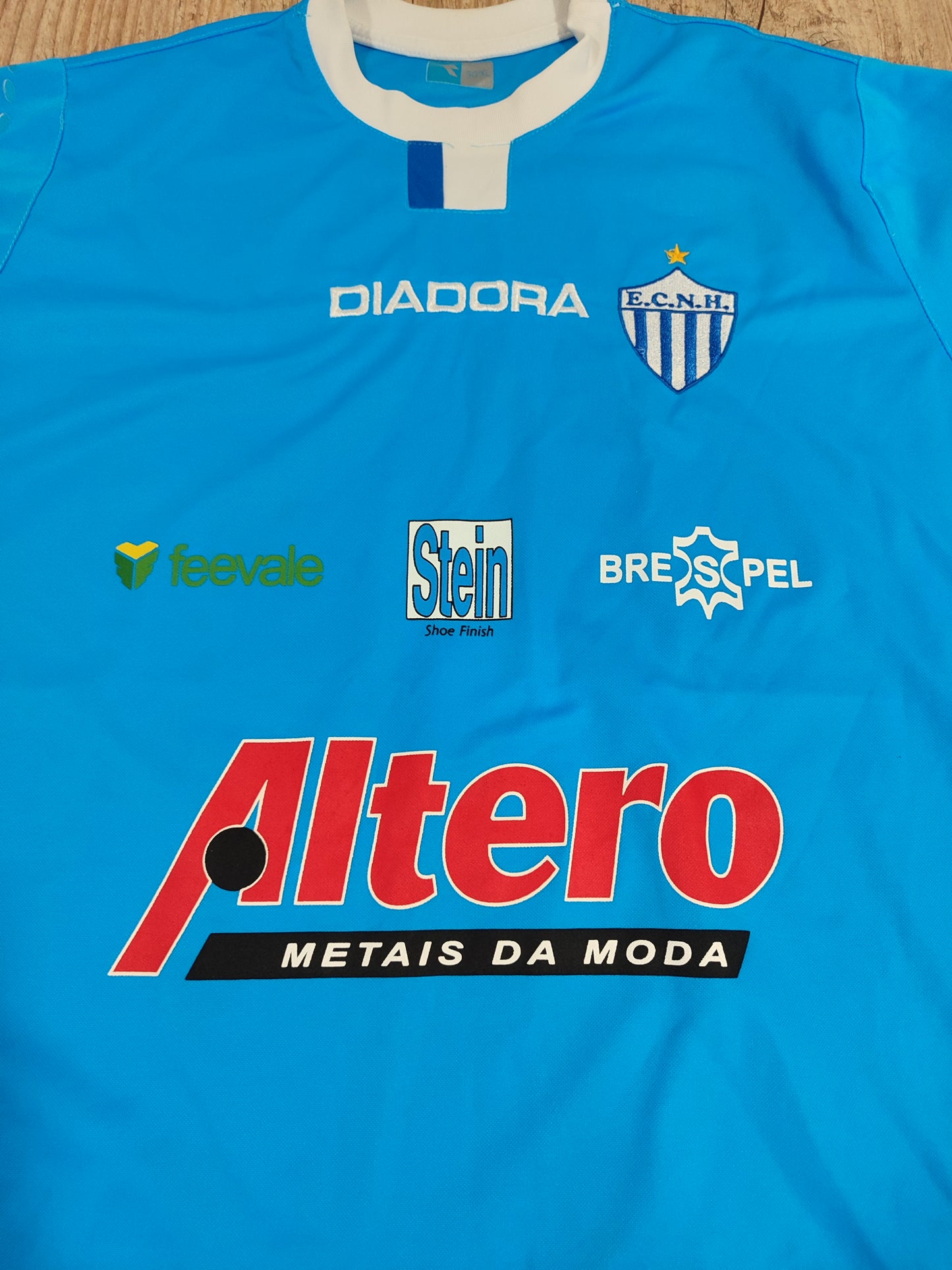 Rara Camisa Usada em Jogo Do Novo Hamburgo - 2006 - Diadora