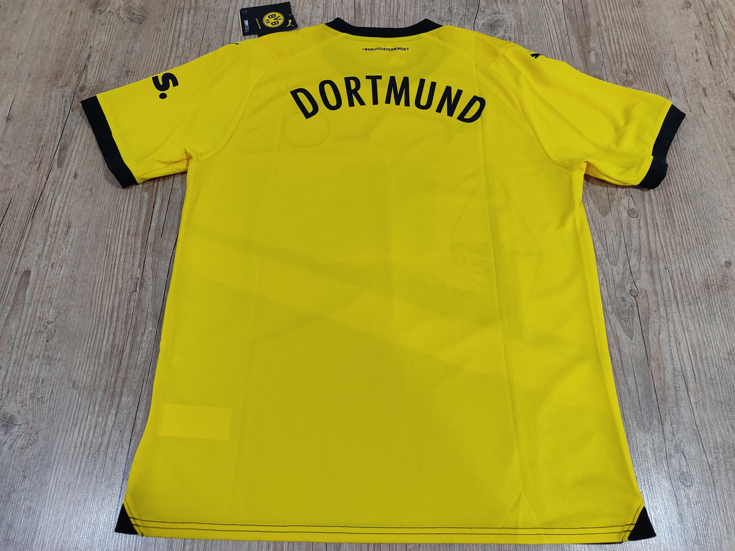 Linda Camisa do Borussia Dortmund – Home - 2023/2024