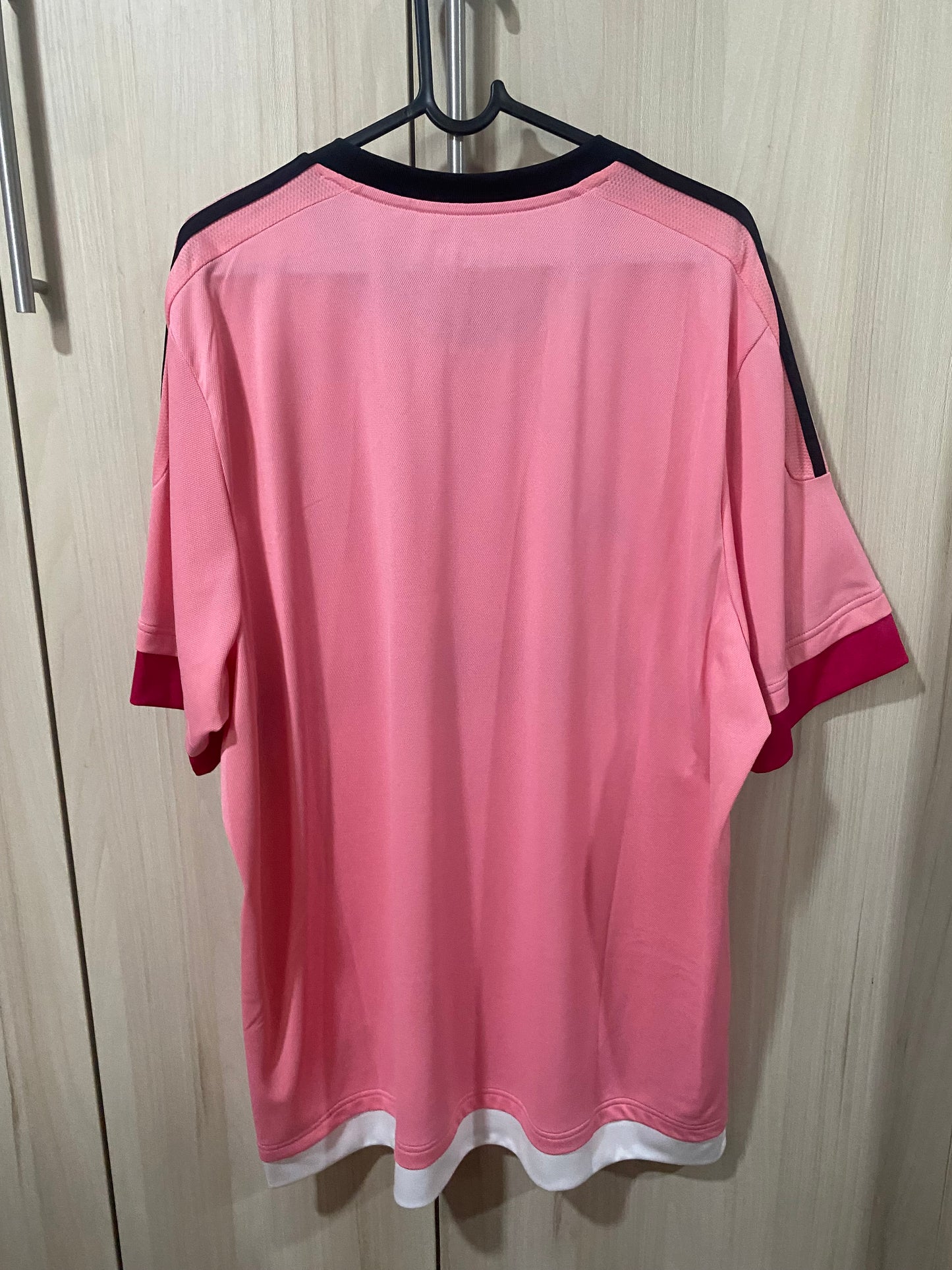 Camisa Juventus Away Rosa 2015 - Tamanho XL (58 x 78 cm)