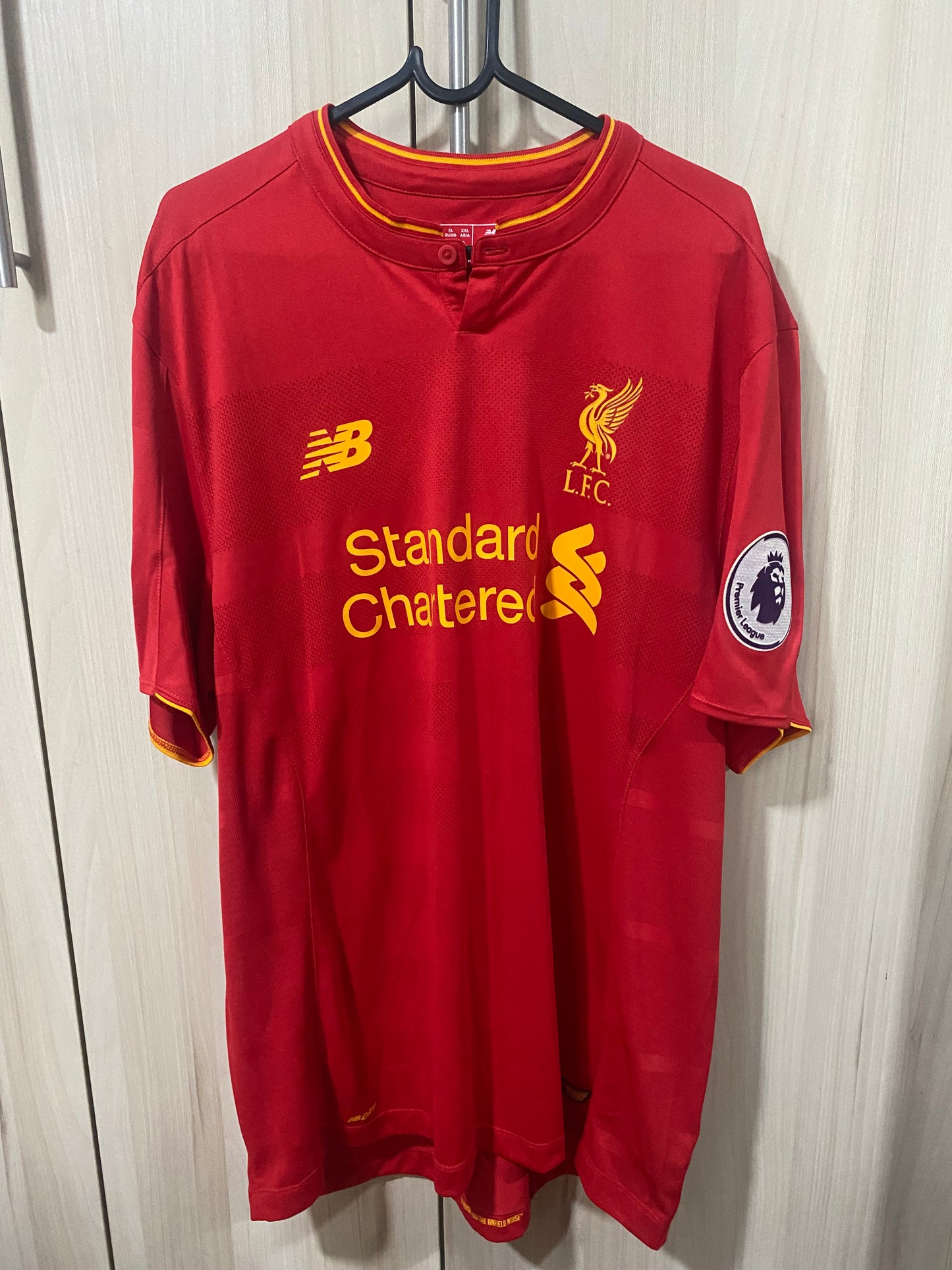 Camisa Liverpool Home 2017 - Tamanho XL (58 x 78 cm)