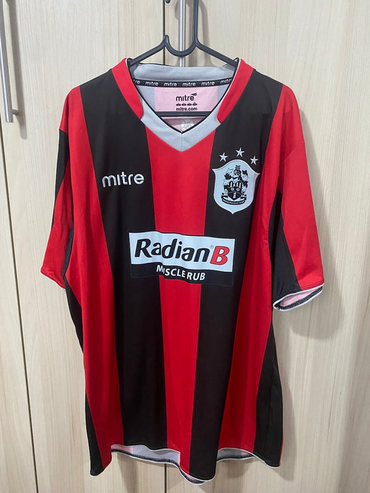 Camisa Huddersfield Town Away 2009 - Tamanho XL (57x76 cm)