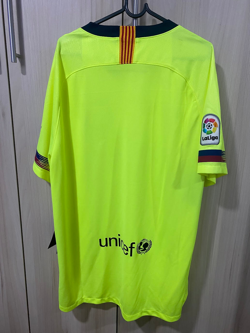 Camisa Barcelona Third 2018 (Tamanho XL - 60x78 cm)