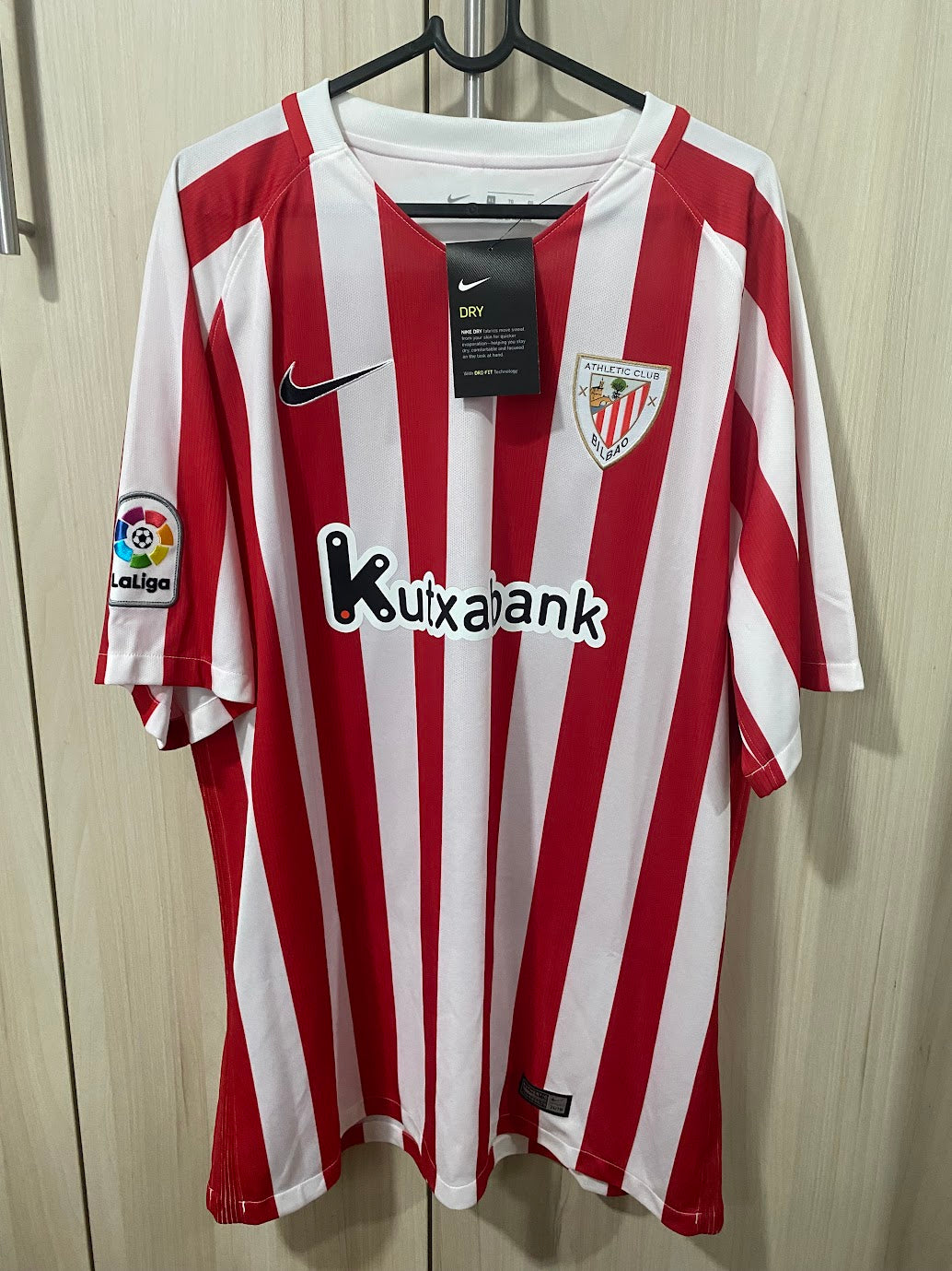 Camisa Athletic Bilbao Home 2016/17 (Tamanho XL - 60x78 cm)