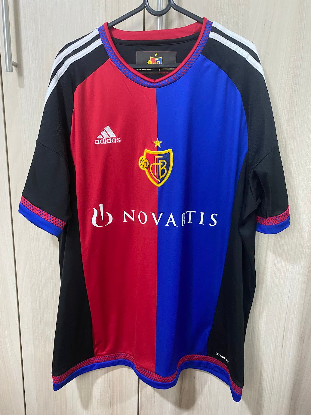 Camisa Basel Home 2016 (Tamanho XL - 58x78 cm)