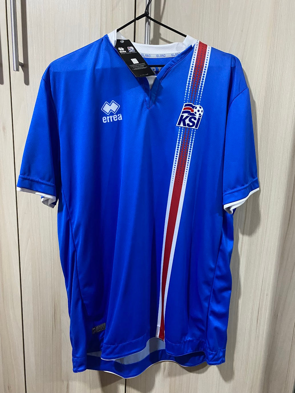 Camisa Islândia Away 2018 - Tamanho XXL (58x80 cm)