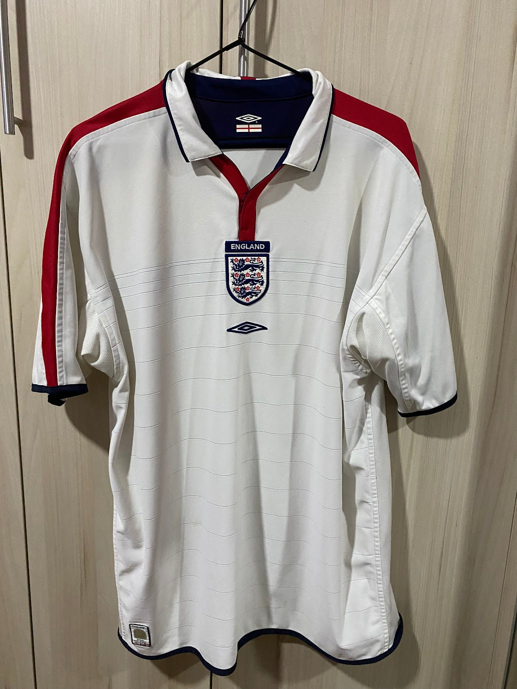 Camisa Inglaterra Dupla Face 2004 - Tamanho XL (58x78 cm)