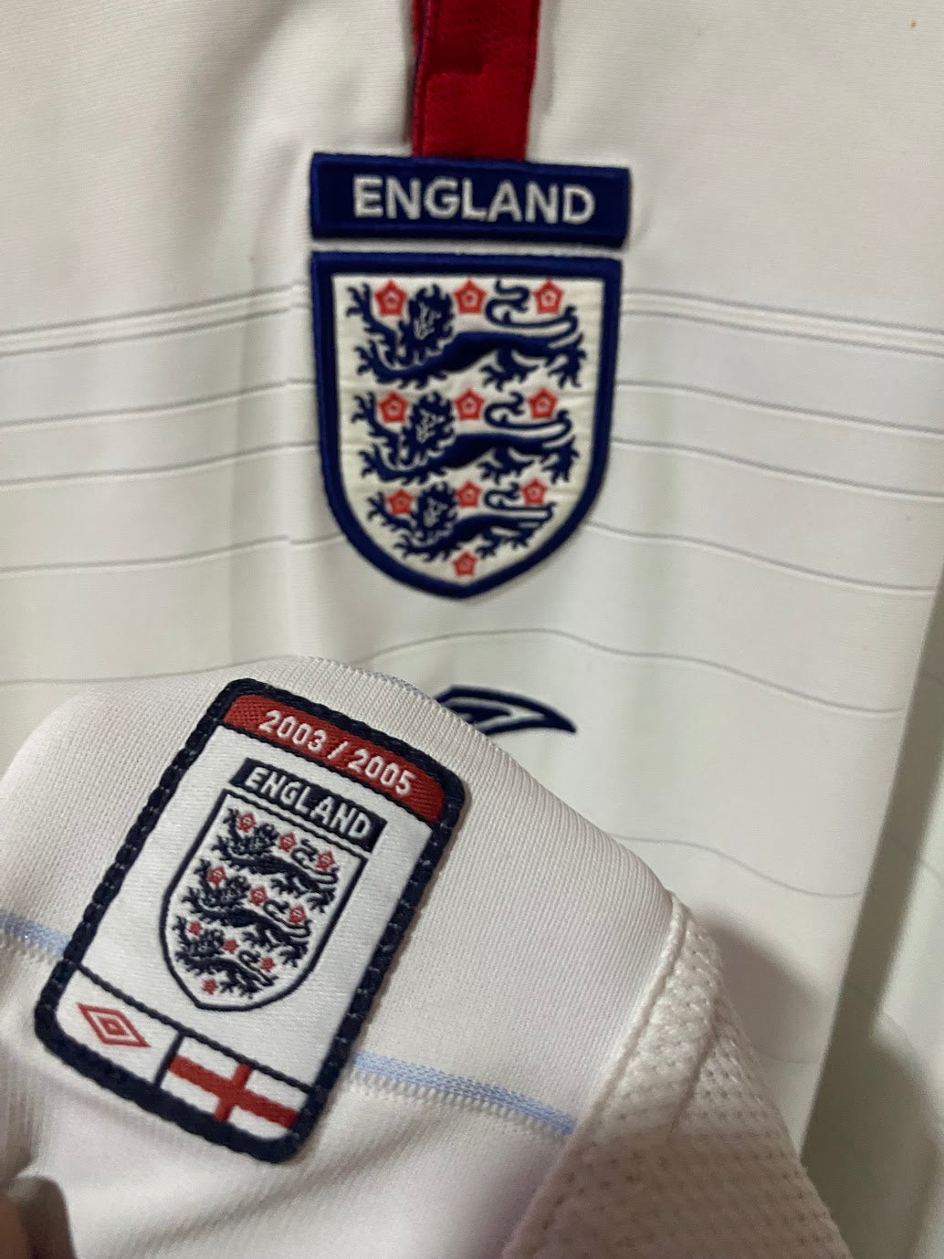 Camisa Inglaterra Dupla Face 2004 - Tamanho XL (58x78 cm)