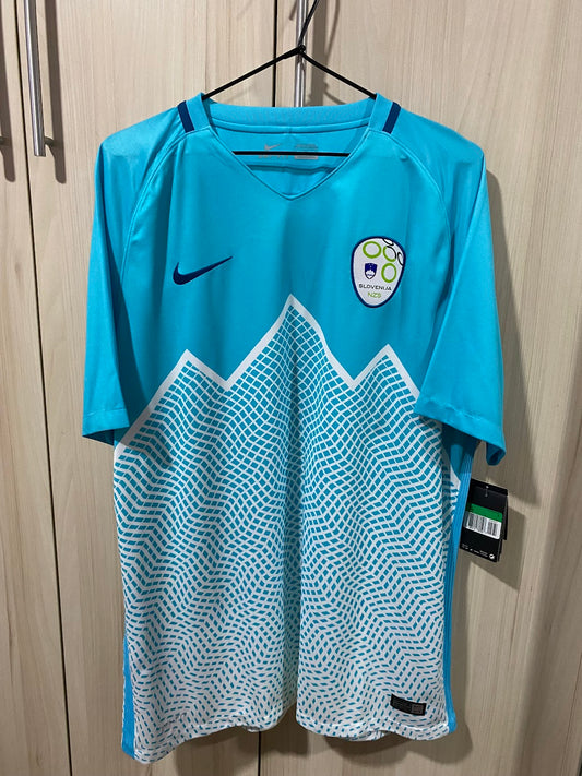 Camisa Eslovênia Home 2016 - Tamanho XL (59x78 cm)