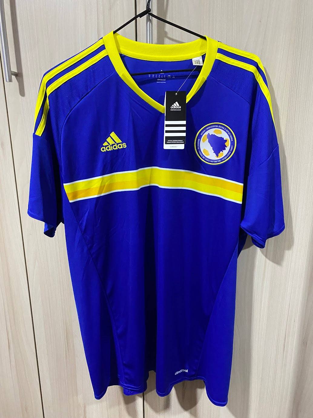 Camisa Bósnia Home 2016 - Tamanho XL (59x79 cm)