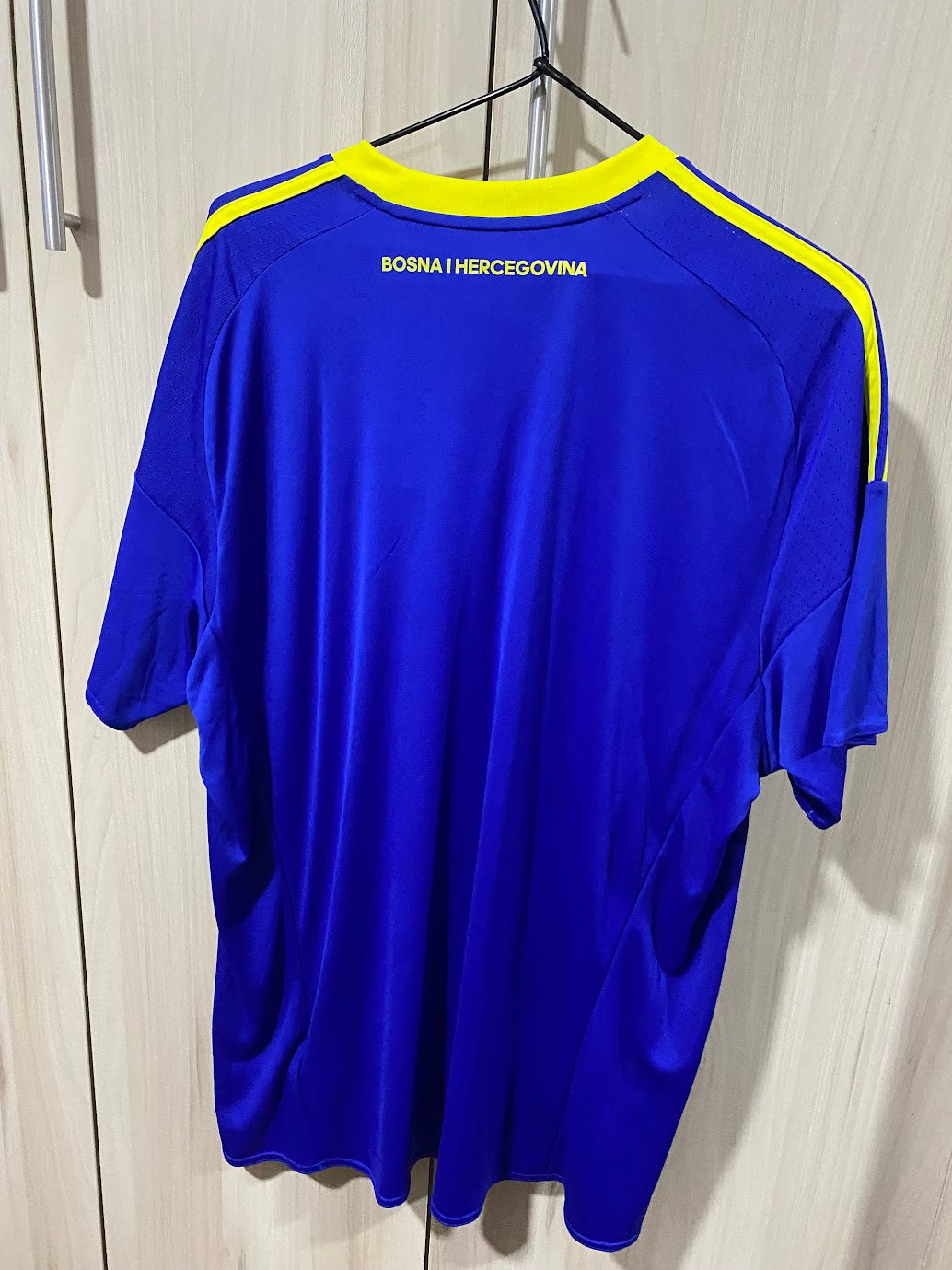 Camisa Bósnia Home 2016 - Tamanho XL (59x79 cm)