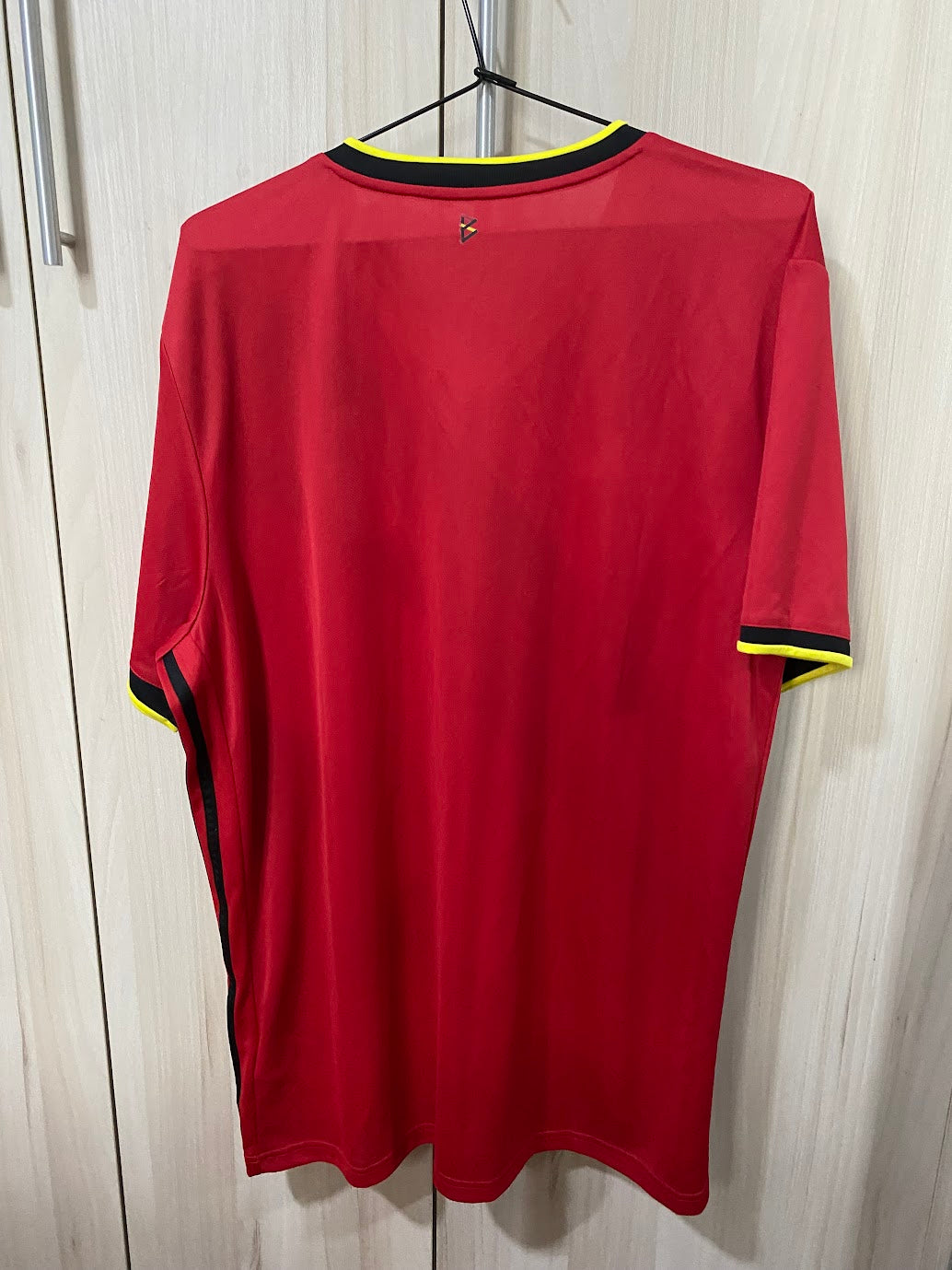 Camisa Bélgica Home 2020 - Tamanho GG (58x78 cm)