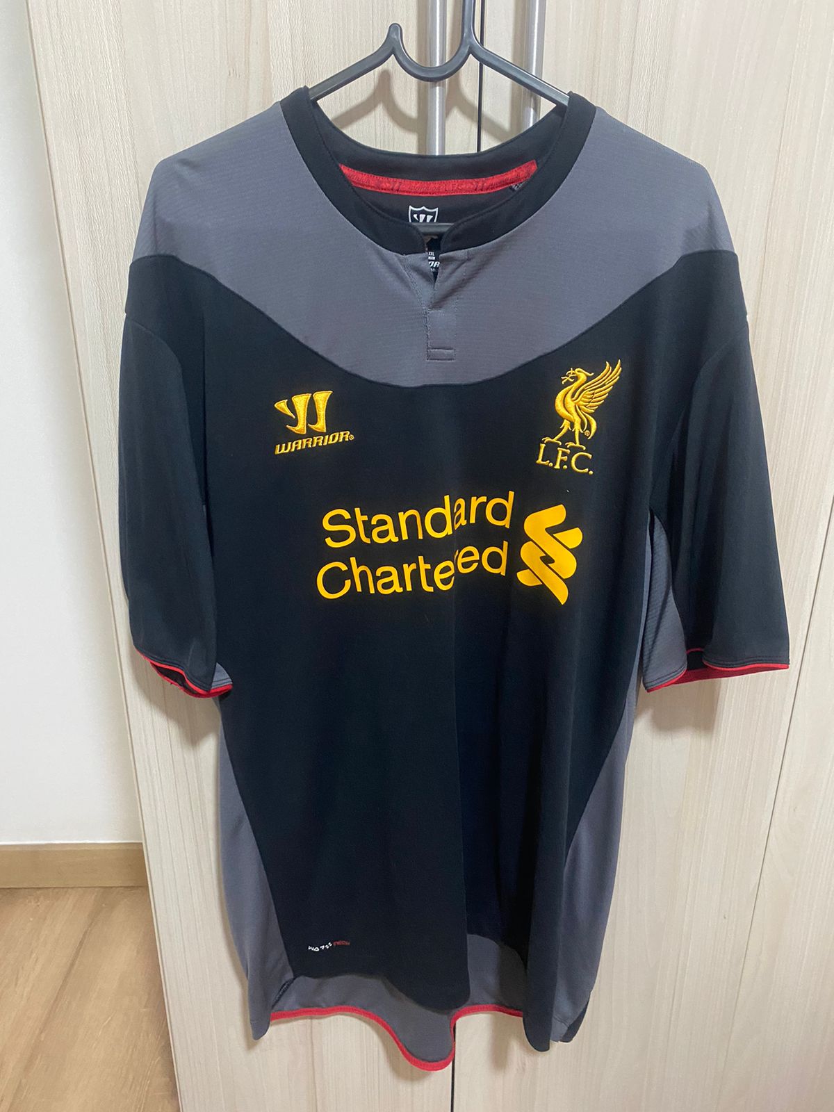 Camisa Liverpool 2013-2014 Away