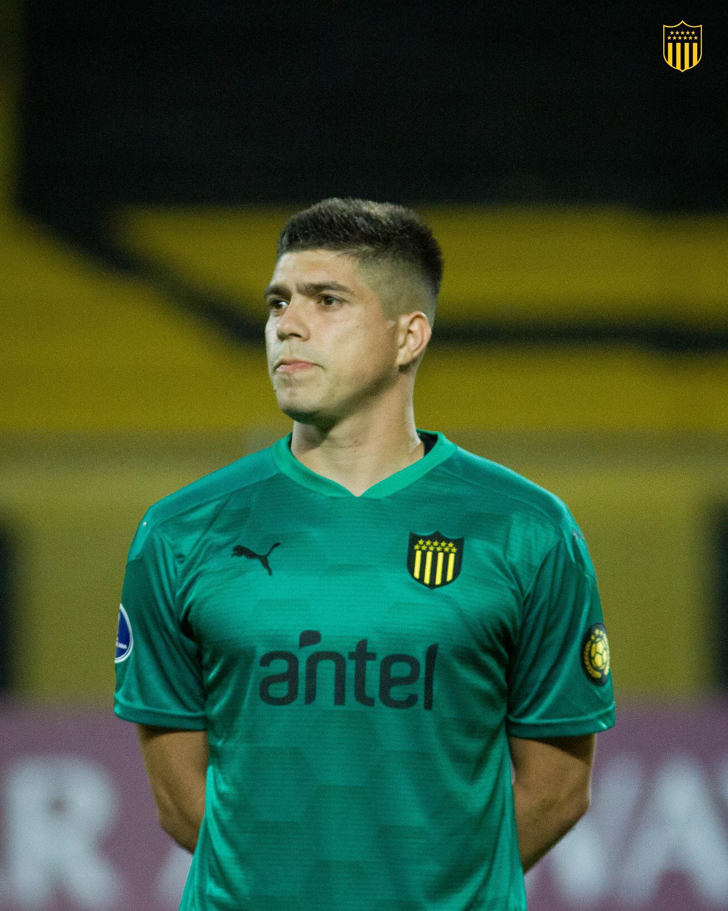 Camisa Peñarol – Goleiro - 2021/2022 - Neto Volpi / Kevin Dawson