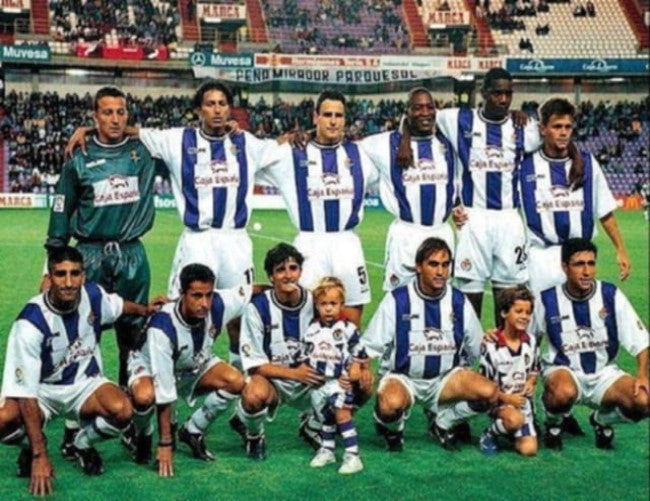 Linda Camisa Valladolid - Espanha - Usada em Jogo 1999/2001 Mangas Longas