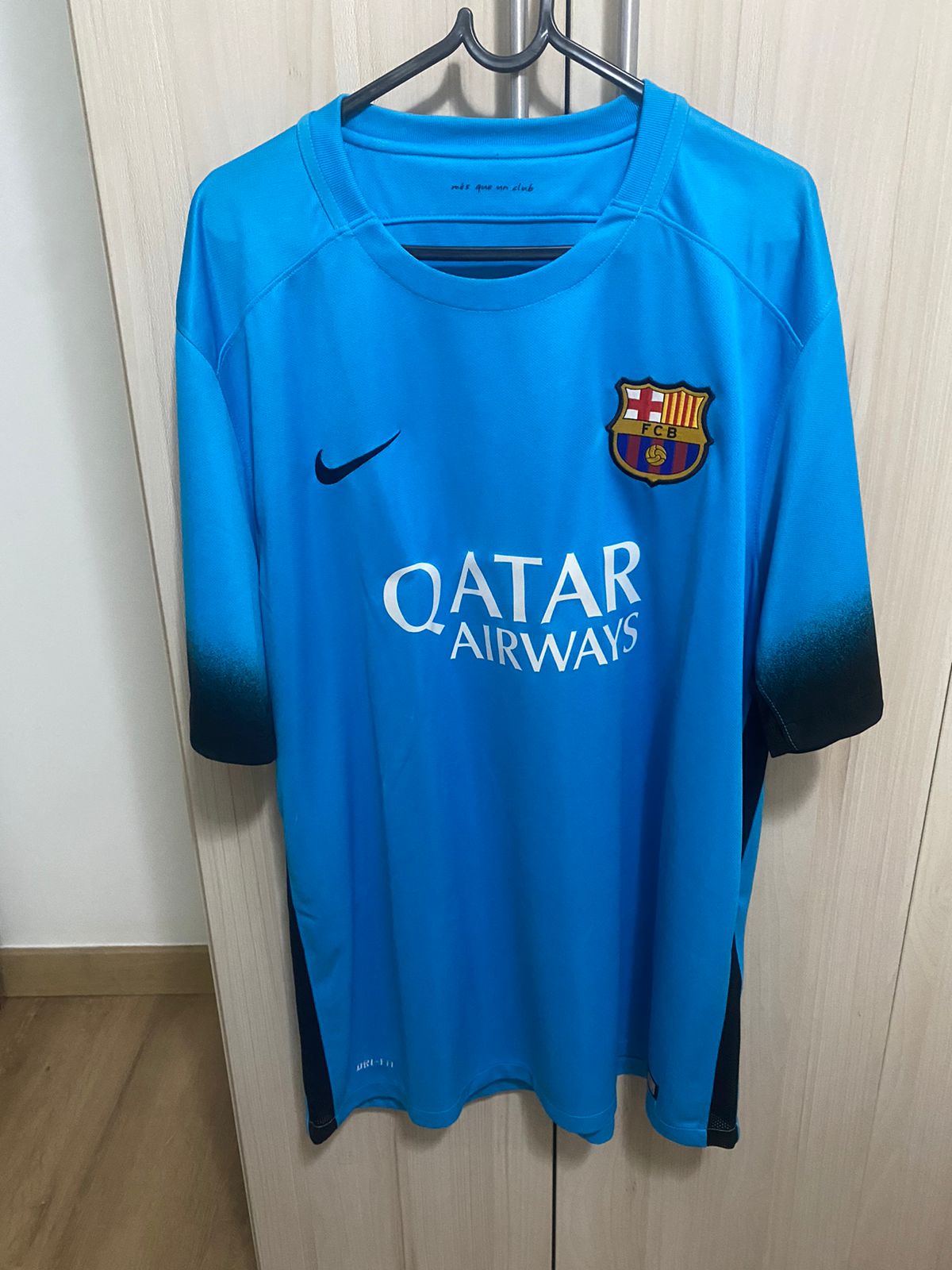 Barcelona third shirt 2015/2016