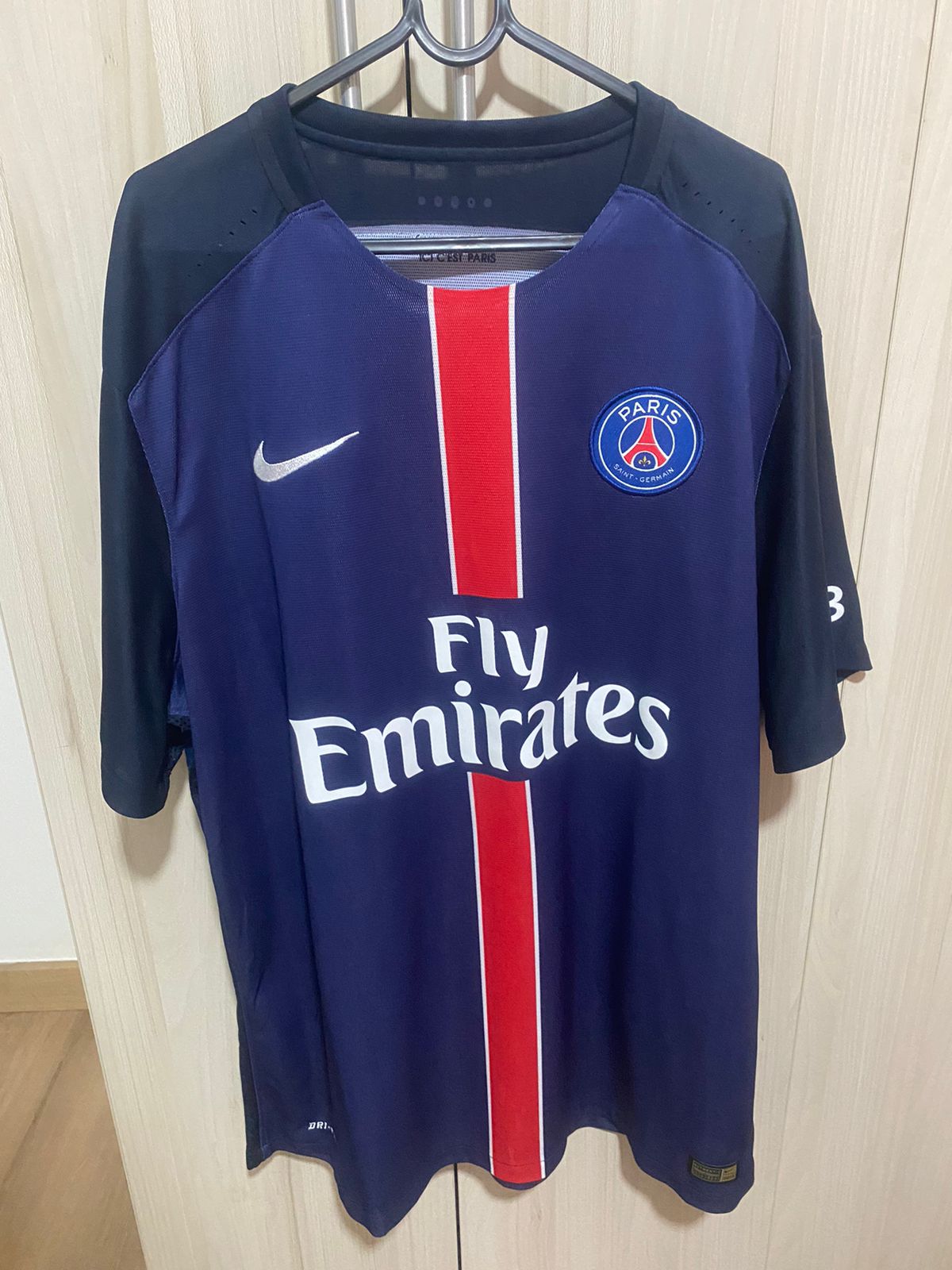 Camisa PSG modelo jogador