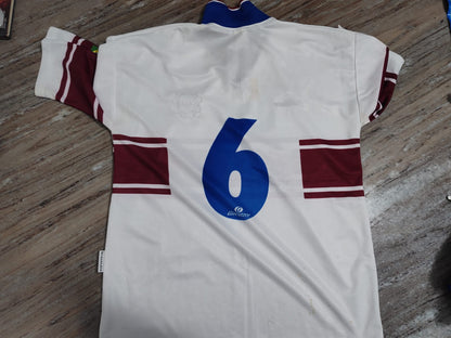 Caxias 2000 away game shirt