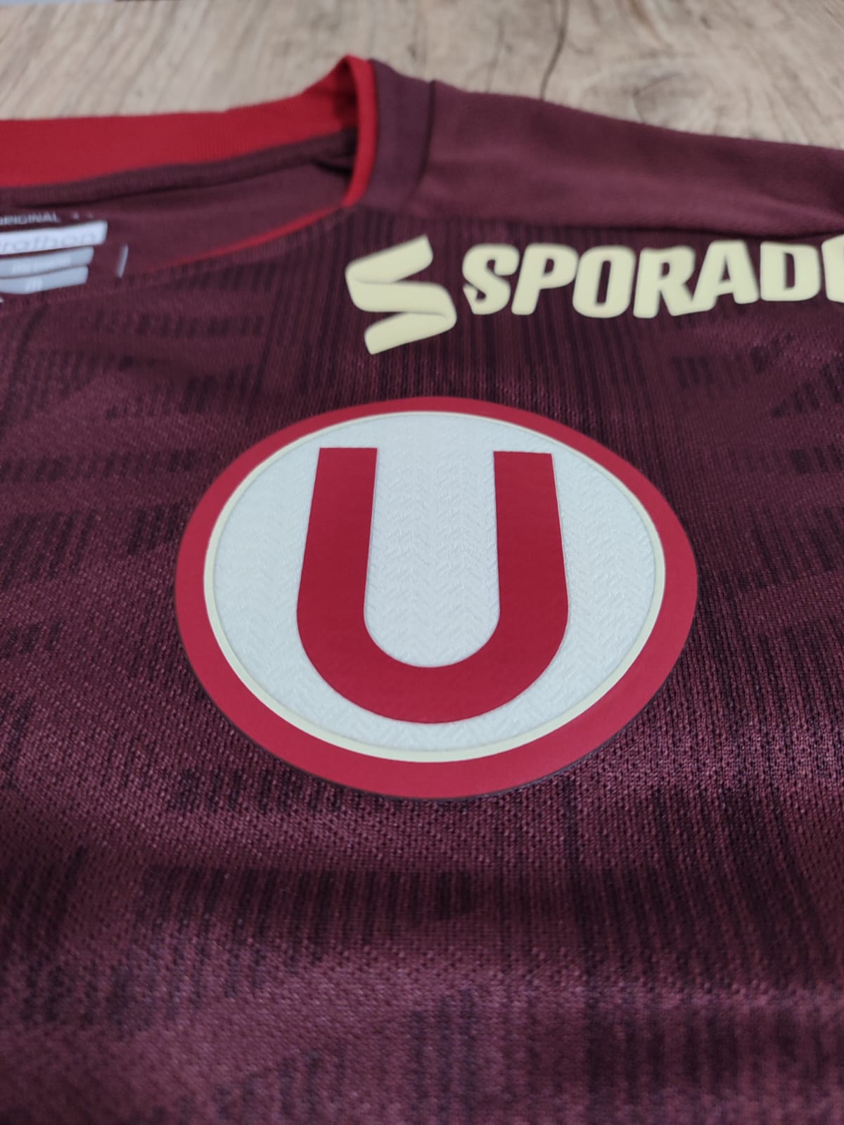 Camisa Universitario Peru Preparada para jogo temporada 2022