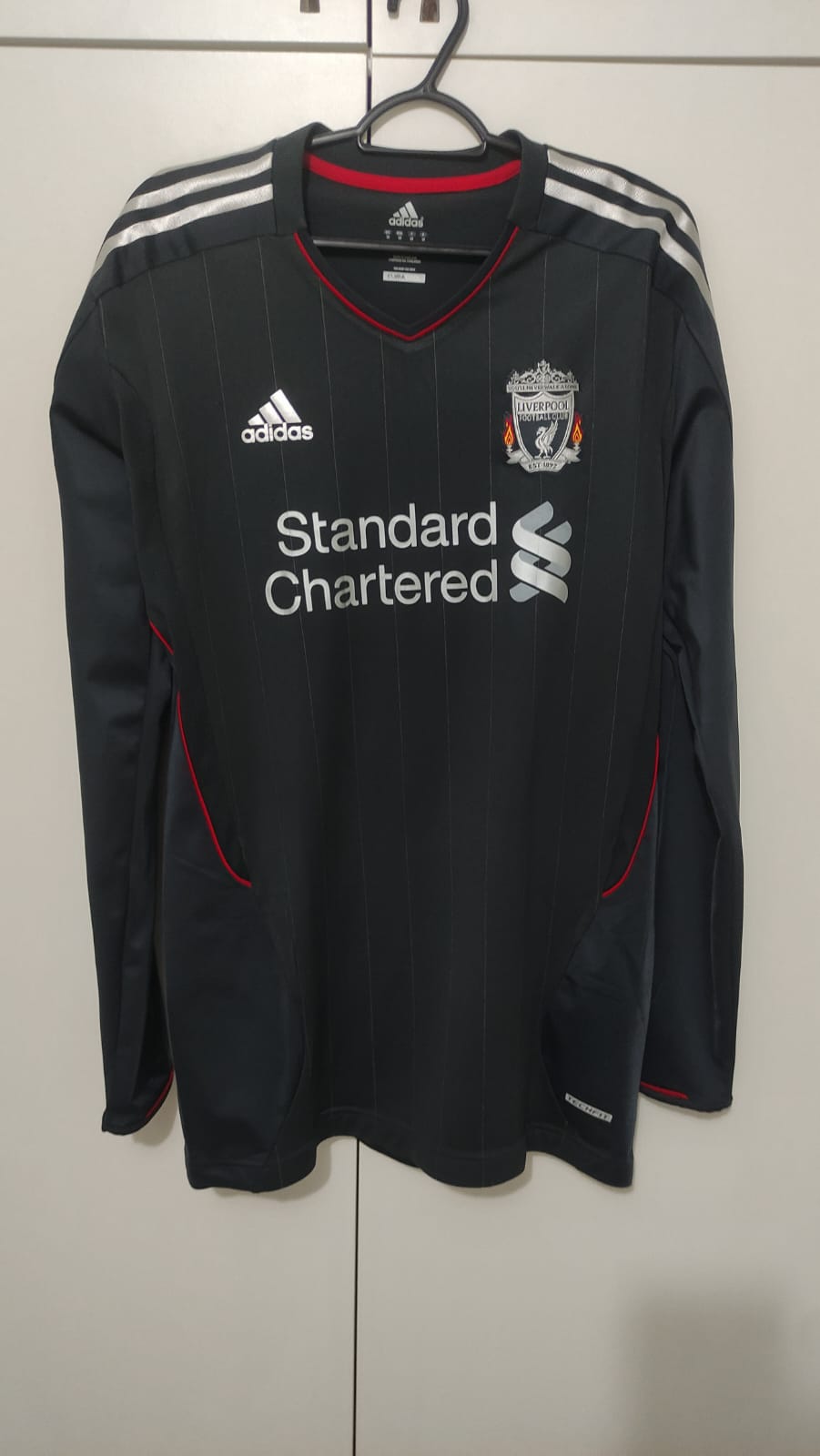 Camisa Adidas TECHFIT Liverpool FC 2011/2012 - Tamanho 12 (equivalente M)