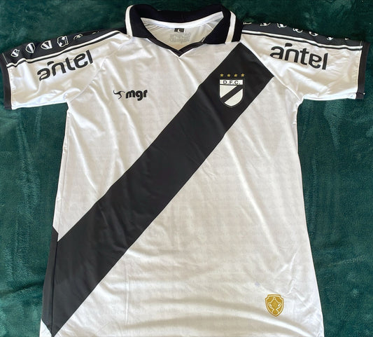 Camisa Danubio FC 2024 - Home - tamanho G - Uruguai