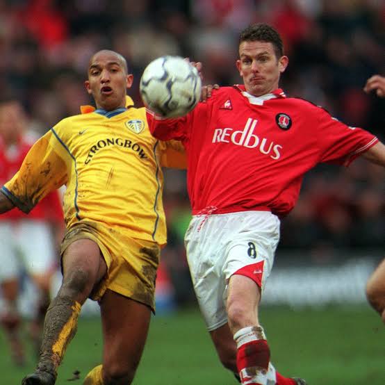 Camisa do Charlton Athletic - Home - 2000/2002 Le Coq Sportif