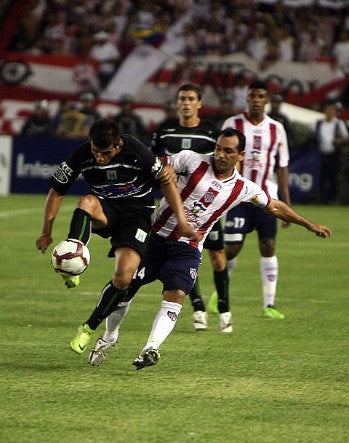 Rara Camisa do Junior Barranquilla - Colombia - Home - 2010 - Manga Longa - de Jogo