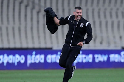 Paok - Grécia - Agasalho Modelo Player